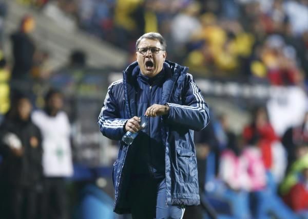 2015-06-27t012216z_1468575114_tb3eb6r03sugs_rtrmadp_3_soccer-copa-m21_reuters