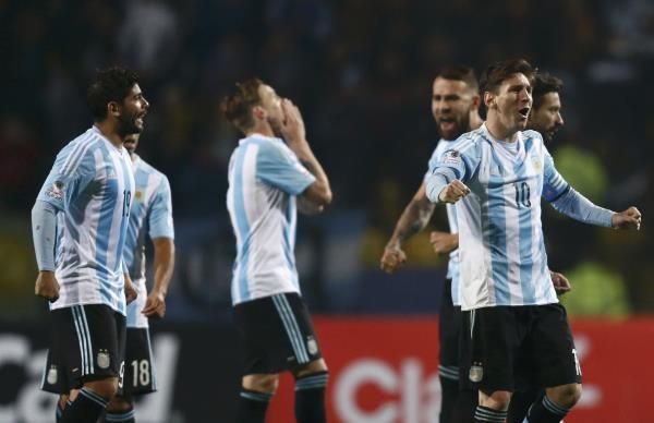 2015-06-27t014715z_53253018_tb3eb6r04yhii_rtrmadp_3_soccer-copa-m21_reuters