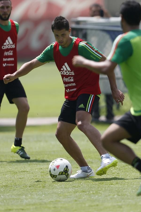 2015-06-19t195137z_1115085615_gf10000133622_rtrmadp_3_soccer-mexico_reuters