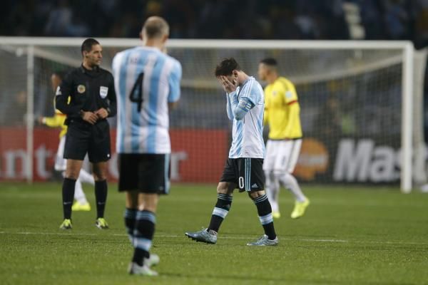 2015-06-27t004319z_378945401_tb3eb6r01zwek_rtrmadp_3_soccer-copa-21_reuters