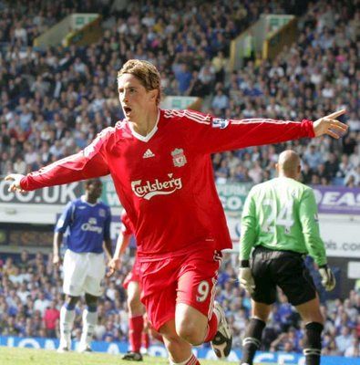 فرحه الأسباني فيرناندو توريس بالهدف الأول