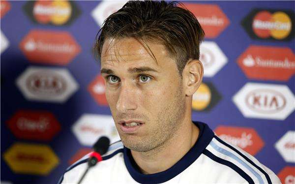  لوكاس بيليا 