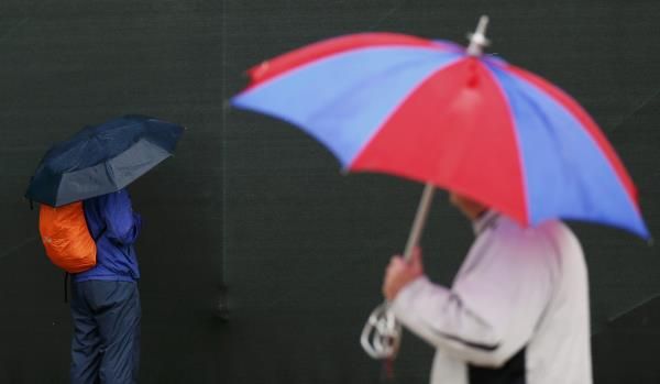 2014-07-19t093549z_706886006_lr1ea7j0qnfse_rtrmadp_3_golf-open_reuters