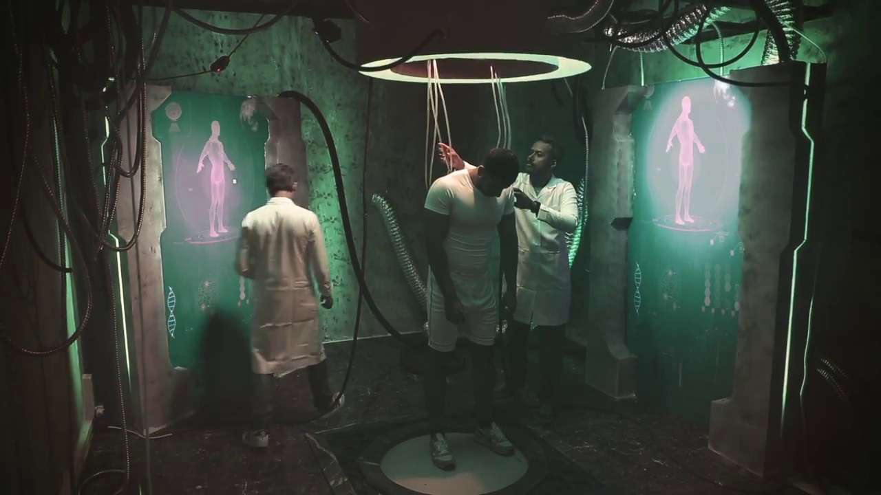 vlcsnap-2015-06-30-22h29m02s146