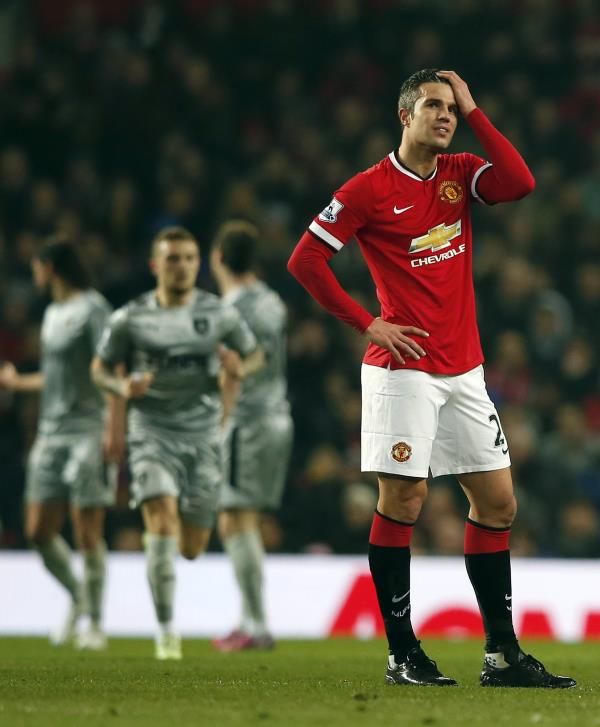 2015-02-11t201428z_63992621_gm1eb2c0bpg01_rtrmadp_3_soccer-england_reuters