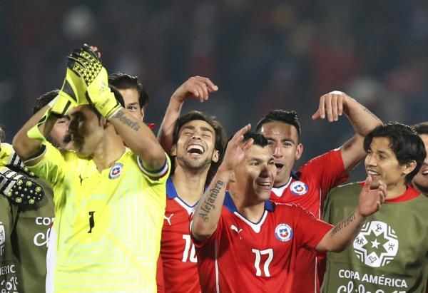 2015-06-30t013107z_830074006_tb3eb6u047kh0_rtrmadp_3_soccer-copa-m23_reuters