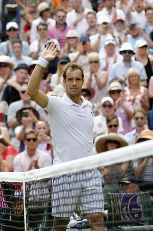 2015-07-03t141143z_1418541864_lr2eb7313f8a8_rtrmadp_3_tennis-wimbledon_reuters