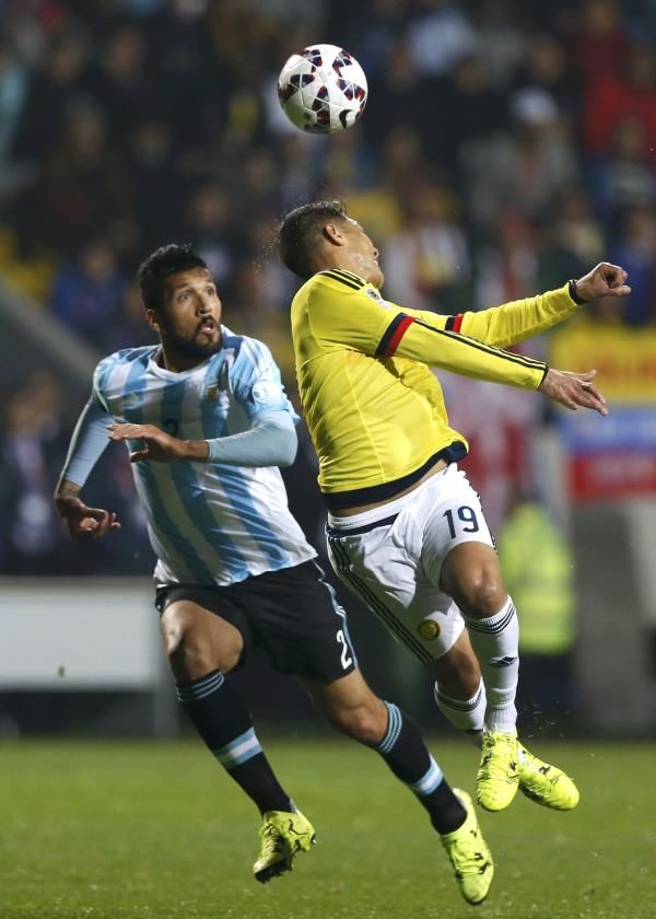 2015-06-26t235452z_842083717_tb3eb6q1uf5by_rtrmadp_3_soccer-copa-m21_reuters