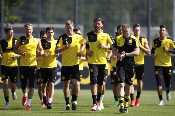 2015-06-30t091256z_2045942150_lr2eb6u0pl97t_rtrmadp_3_soccer-germany_reuters