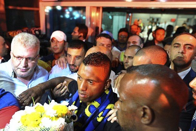 2A424FD100000578-3150399-image-a-23_1436135763548