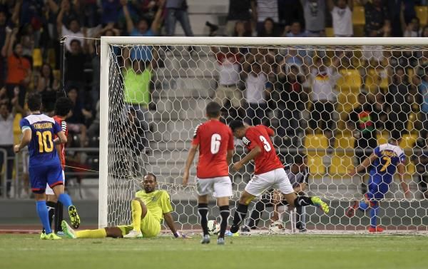2015-06-16t184437z_1647444691_gf10000129644_rtrmadp_3_soccer-world-asia_reuters