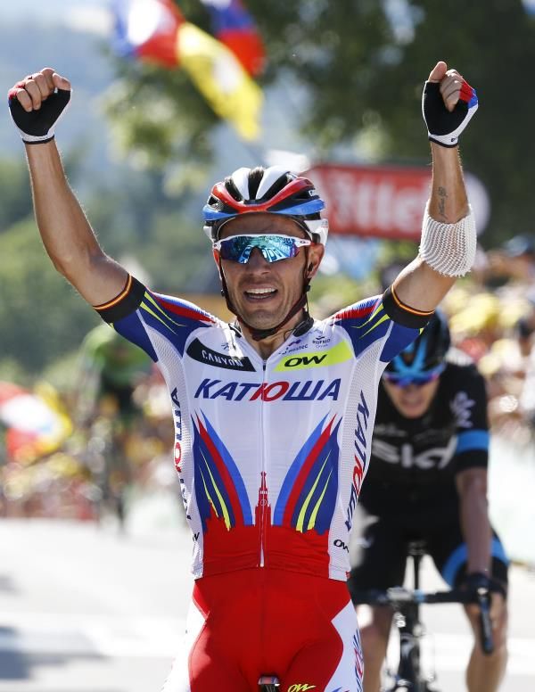 2015-07-06t155459z_144653933_pm1eb761dp401_rtrmadp_3_cycling-tour_reuters
