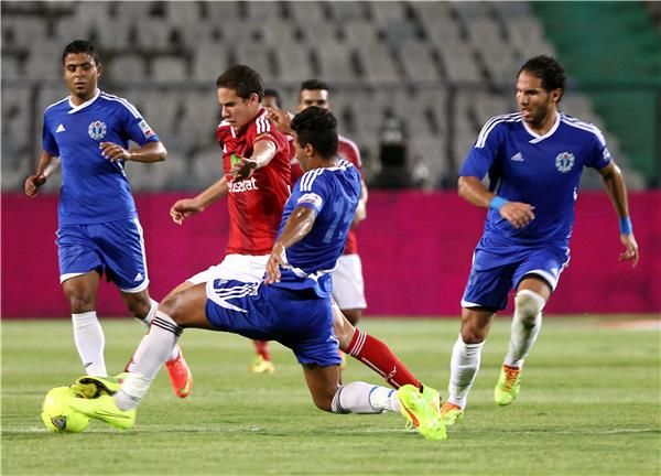 جانب من لقاء سابق بين الاهلي وسموحة (ارشيفية)