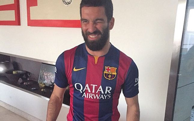 arda-probo-camiseta-del-barca-pasada-temporada-1436254210600