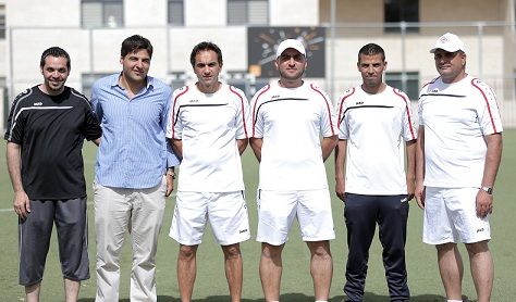 الجهاز الفني والتدريبي لمنتخب الأردن  