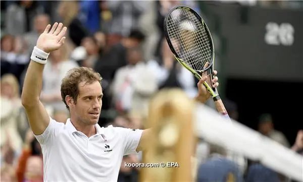 ?i=epa%2ftennis%2f2015-07%2f2015-07-08-04837618_epa