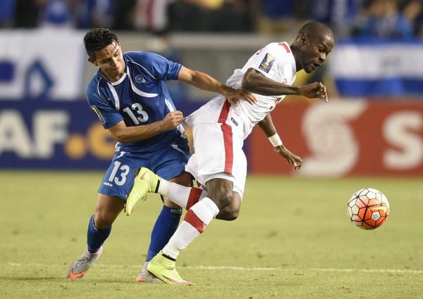2015-07-09t045535z_1255430647_nocid_rtrmadp_3_soccer-gold-cup-el-salvador-at-canada_reuters