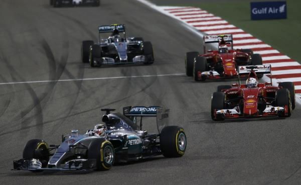 2015-04-19t154754z_1346208993_lr2eb4j17vkjh_rtrmadp_3_motor-racing-prix_reuters