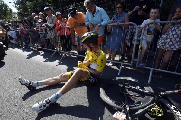 2015-07-09t173228z_1454267848_pm1eb791i6w01_rtrmadp_3_cycling-tour_reuters