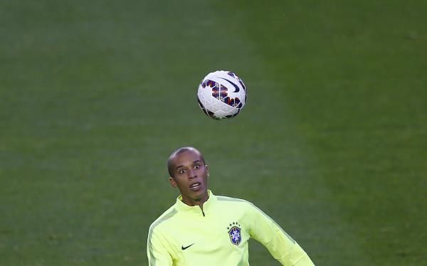 2015-06-13t230700z_985885370_gf10000126823_rtrmadp_3_soccer-copa_reuters