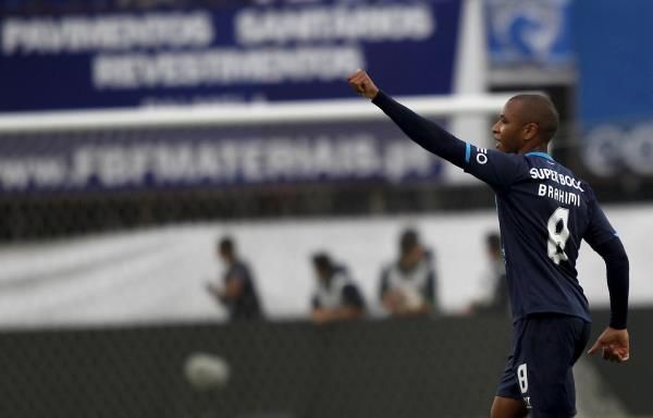 2015-05-03t184951z_667997629_gf10000082871_rtrmadp_3_soccer-portugal_reuters