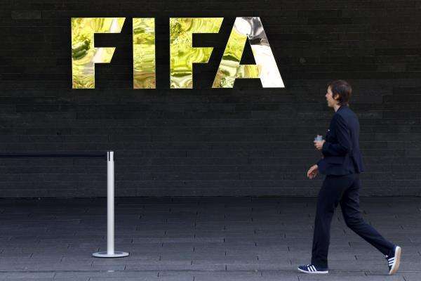 2015-06-10t085241z_371435760_gf10000122609_rtrmadp_3_soccer-fifa-election_reuters