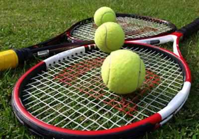 tennis-rackets-1579