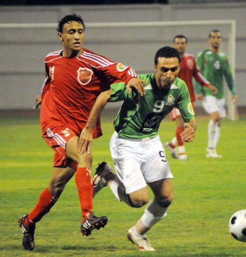 يوسف ذوذان "يسار" يوقع للعروبة