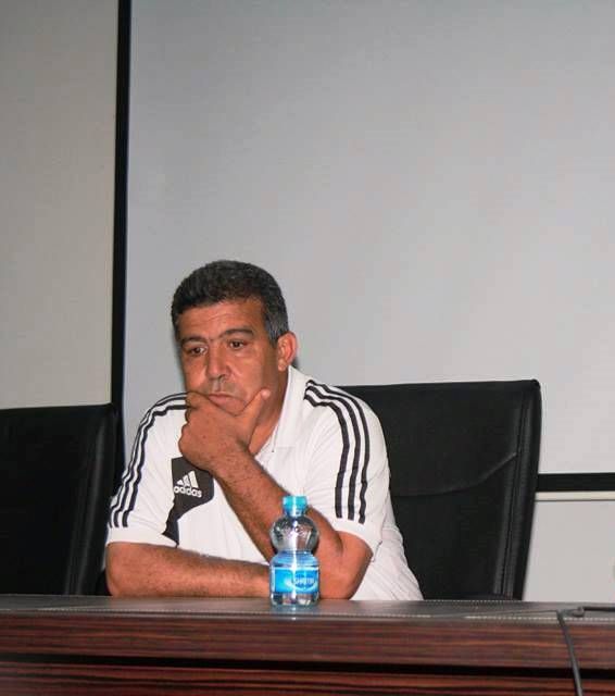 جمال المحيشي المدير الفني لمدرسة البداية لمواهب كرة القدم