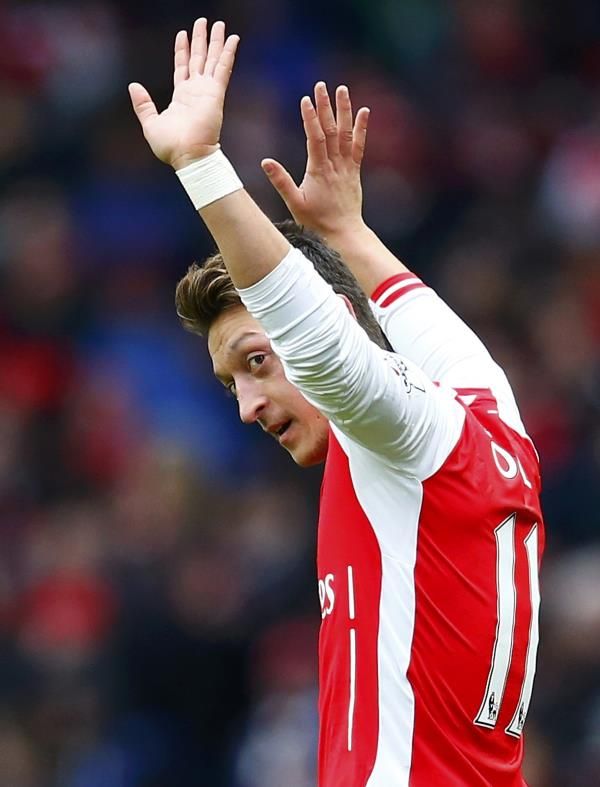 2015-02-01t145541z_1604392077_lr2eb2115gi4z_rtrmadp_3_soccer-england_reuters