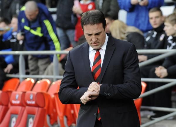 2013-12-27t140345z_1900834478_lm1e9cr12xy01_rtrmadp_3_soccer-england-cardiff_reuters