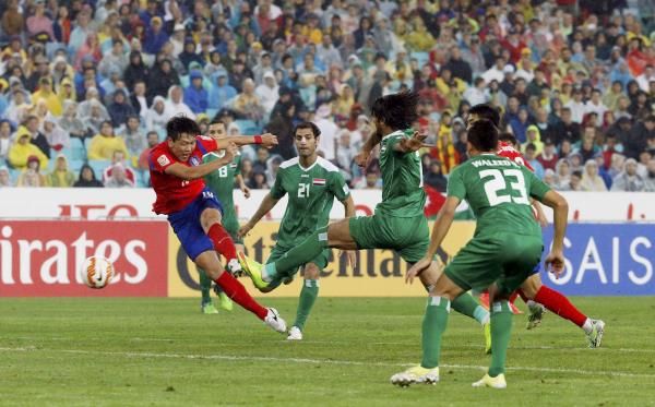 2015-01-26t102155z_1093204757_sr1eb1q0ss1q4_rtrmadp_3_soccer-asia_reuters
