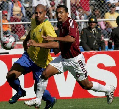 جانب من لقاء البرازيل وفنزويلا