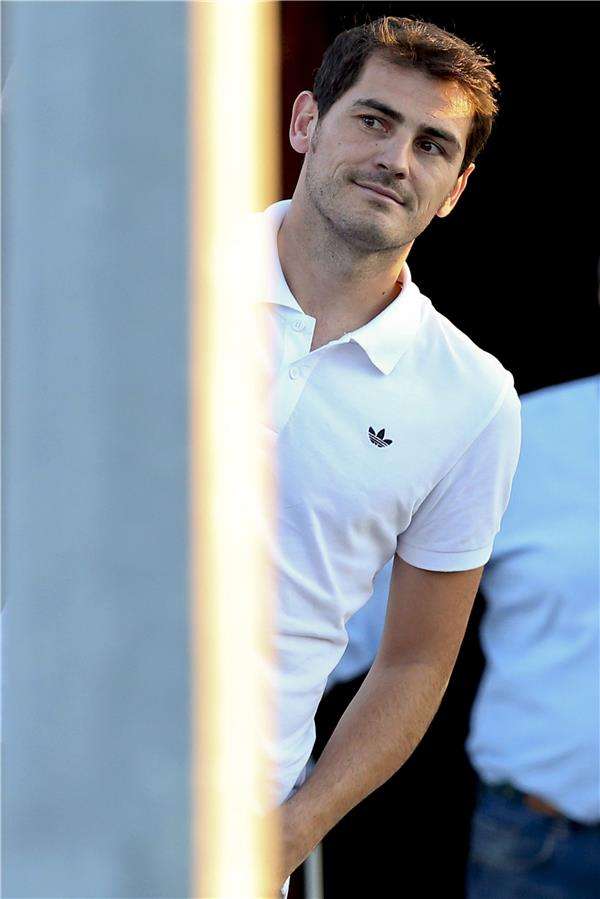  إيكر كاسياس