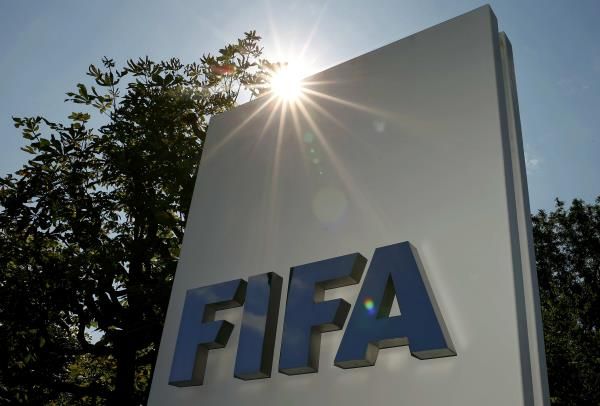 2015-07-20t094538z_45727149_lr2eb7k0r3se5_rtrmadp_3_soccer-fifa_reuters