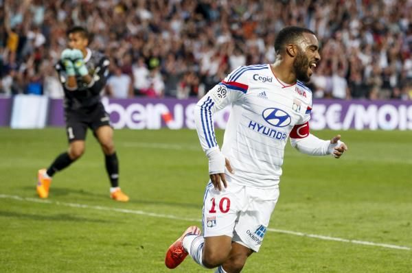 2015-04-15t183007z_1067001783_gf10000060322_rtrmadp_3_soccer-france_reuters