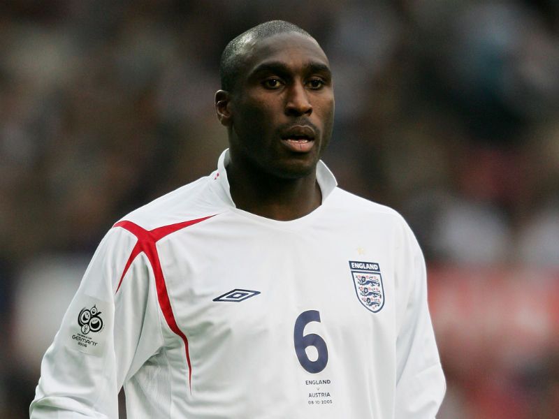 sol-campbell-england-euro-2125358