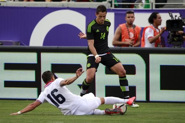2015-06-28t020138z_73915061_nocid_rtrmadp_3_soccer-costa-rica-vs-mexican-national-team_reuters