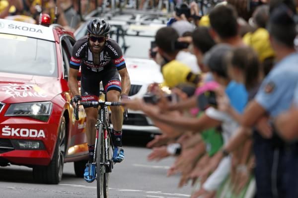 2015-07-22t153137z_148927257_pm1eb7m1cfu01_rtrmadp_3_cycling-tour_reuters