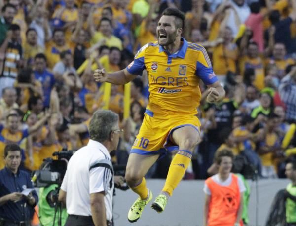 2015-07-23t015041z_1482133296_gf10000167398_rtrmadp_3_soccer-libertadores_reuters