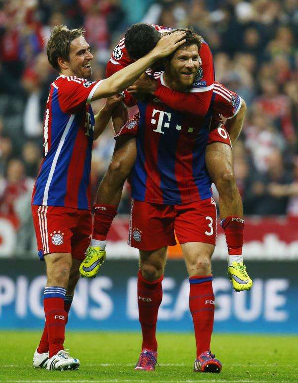 2015-04-21t203833z_72650313_mt1aci13690414_rtrmadp_3_football_reuters