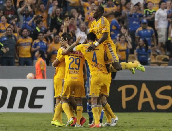 2015-05-27t022353z_985056930_gf10000108451_rtrmadp_3_soccer-libertadores_reuters