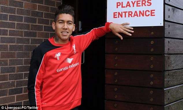 2ac16f1400000578-3170928-roberto_firmino_took_a_look_around_his_new_surroundings_after_he-a-8_1437586251984