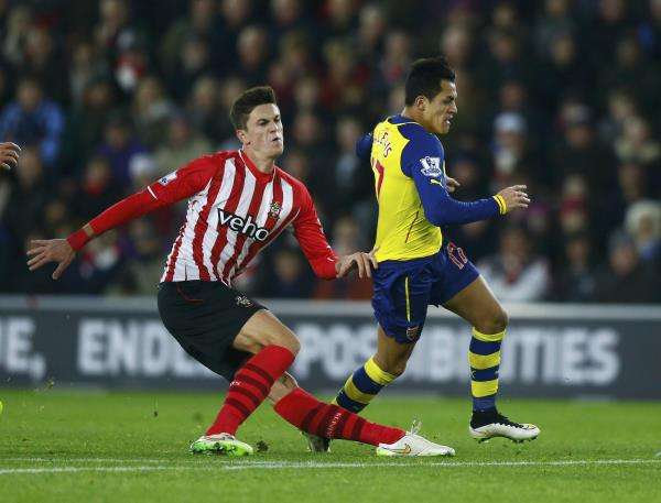 2015-01-01t165137z_1807368804_lr1eb111atqgy_rtrmadp_3_soccer-england_reuters