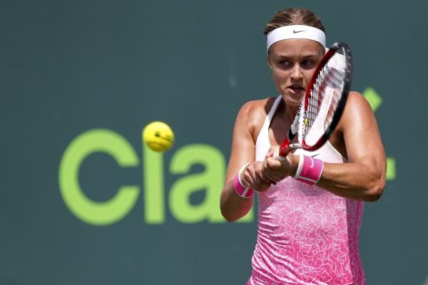2015-03-24t183749z_97982937_nocid_rtrmadp_3_tennis-miami-open-schmiedlova-v-hercog_reuters