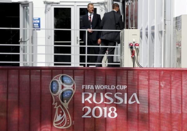 2015-07-24t153112z_1468428258_gf10000168972_rtrmadp_3_soccer-world-draw_reuters