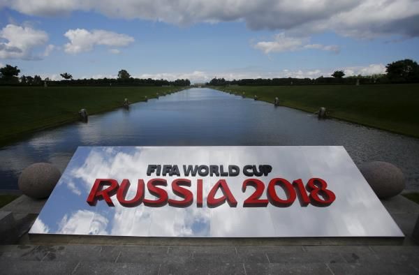 2015-07-24t152243z_118929928_gf10000168958_rtrmadp_3_soccer-world-draw_reuters