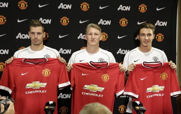 2015-07-15t222341z_1122128576_gf10000160248_rtrmadp_3_soccer-england-usa-manchester-united_reuters