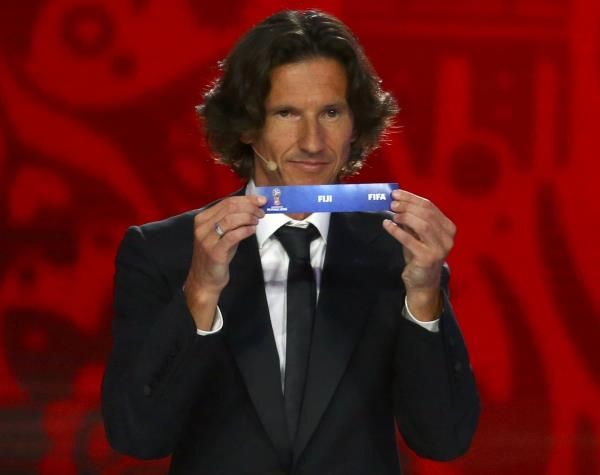 2015-07-25t162352z_1875720659_lr2eb7p19jiss_rtrmadp_3_soccer-world-draw_reuters