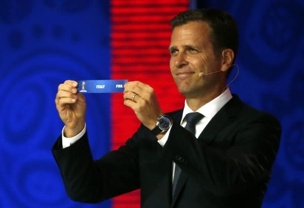 2015-07-25t172624z_1136287806_lr2eb7p1cfoxg_rtrmadp_3_soccer-world-draw_reuters